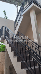 railing tangga